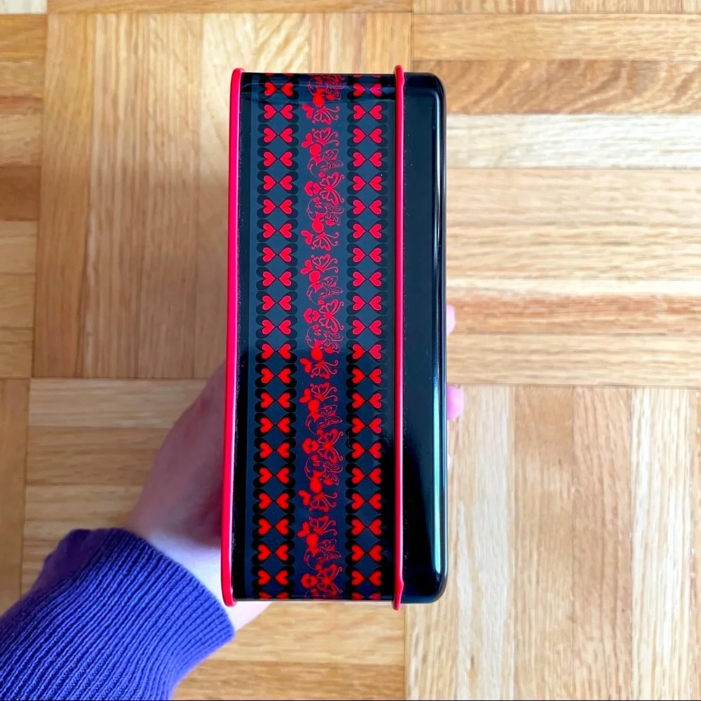 Anna Sui Minnie Mouse Box - Picture 2 of 11